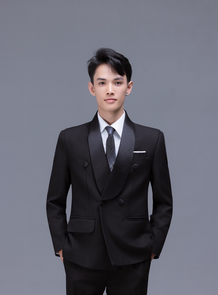 Groom
