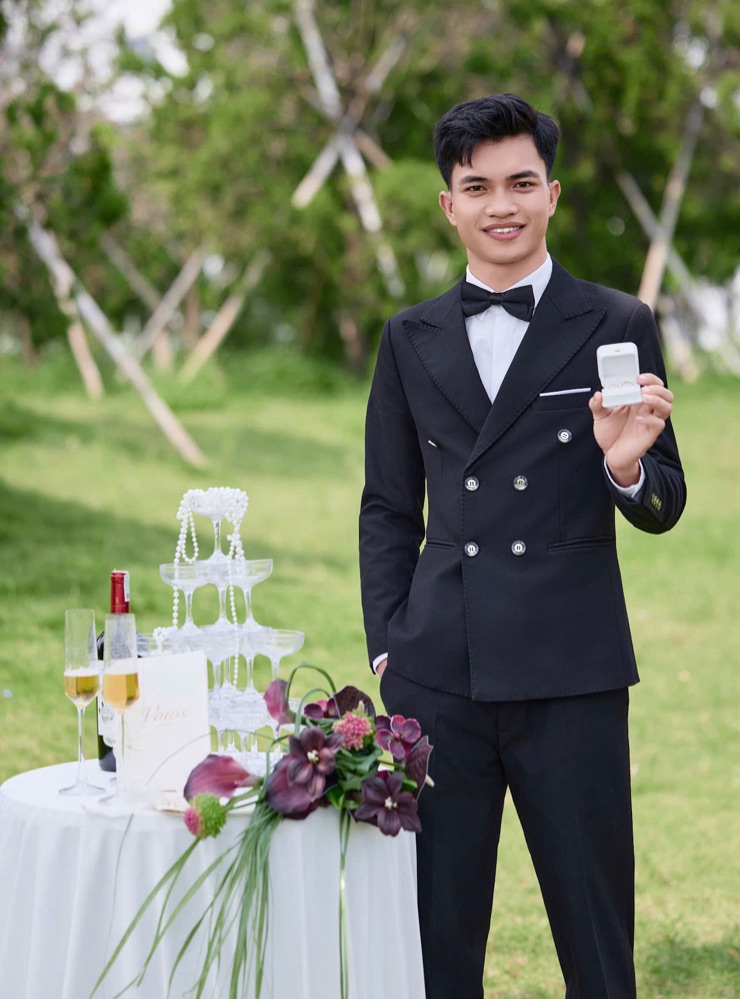 Groom