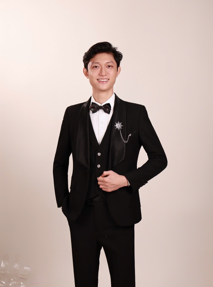 Groom