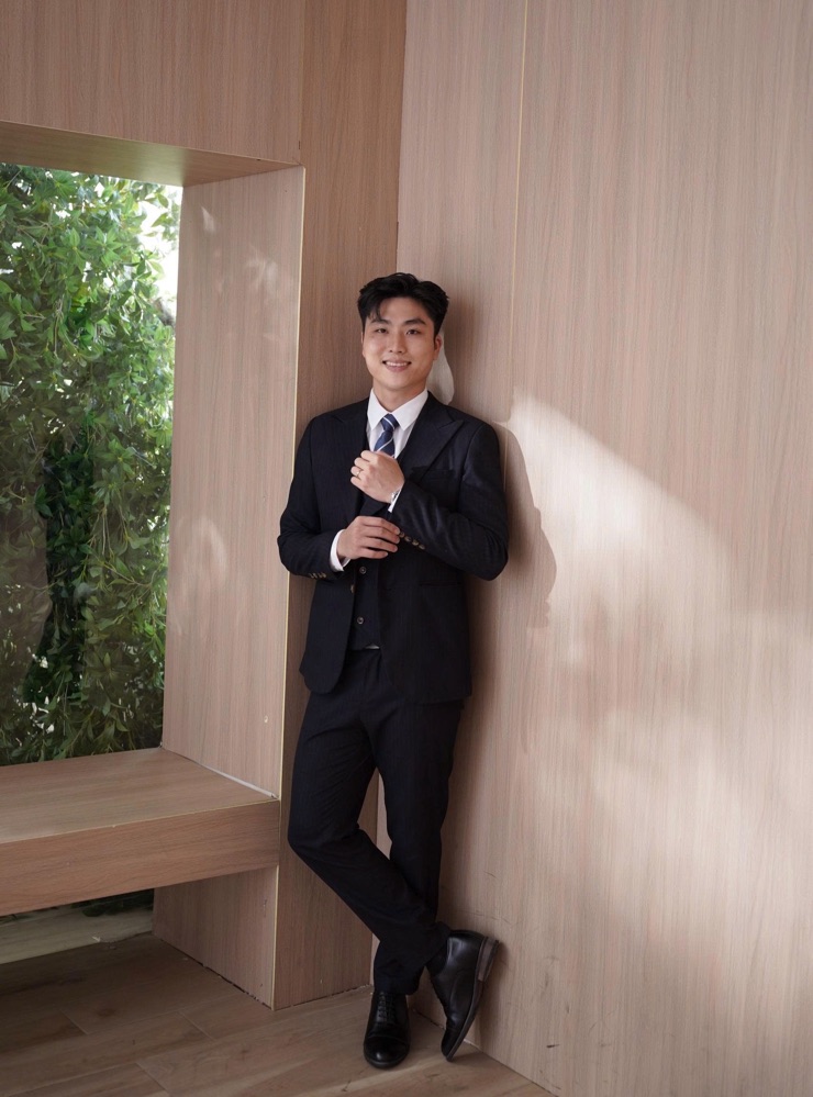 Groom