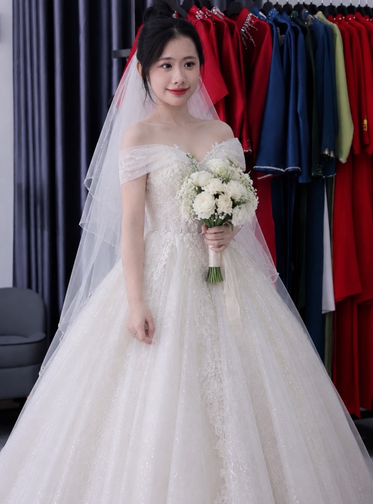 Bride