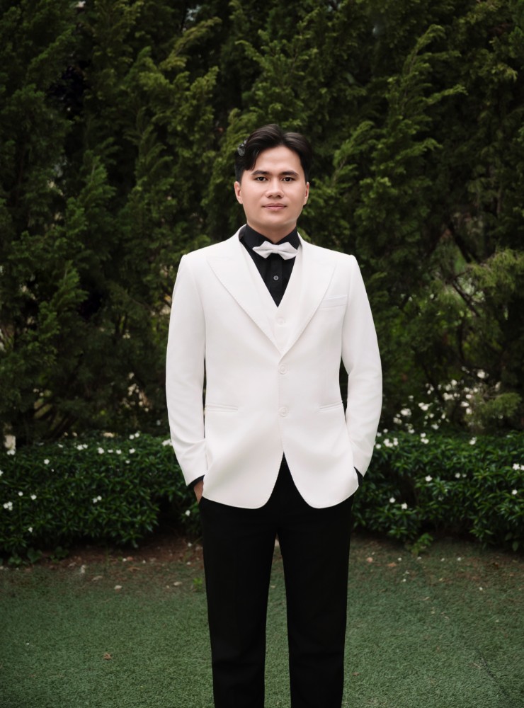Groom