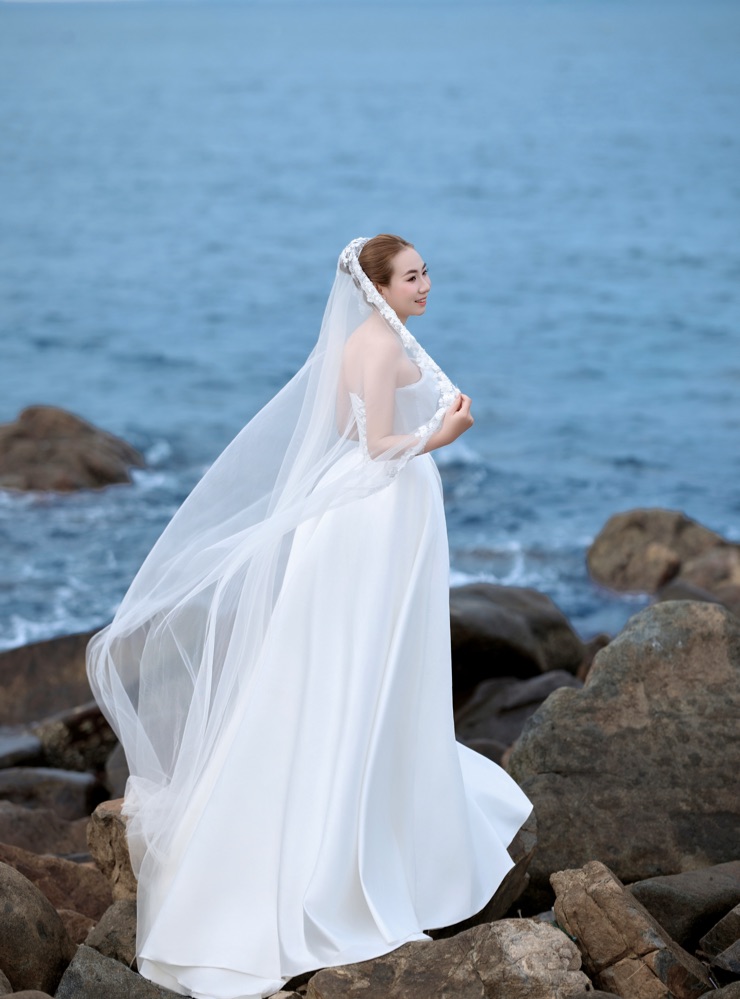 Bride