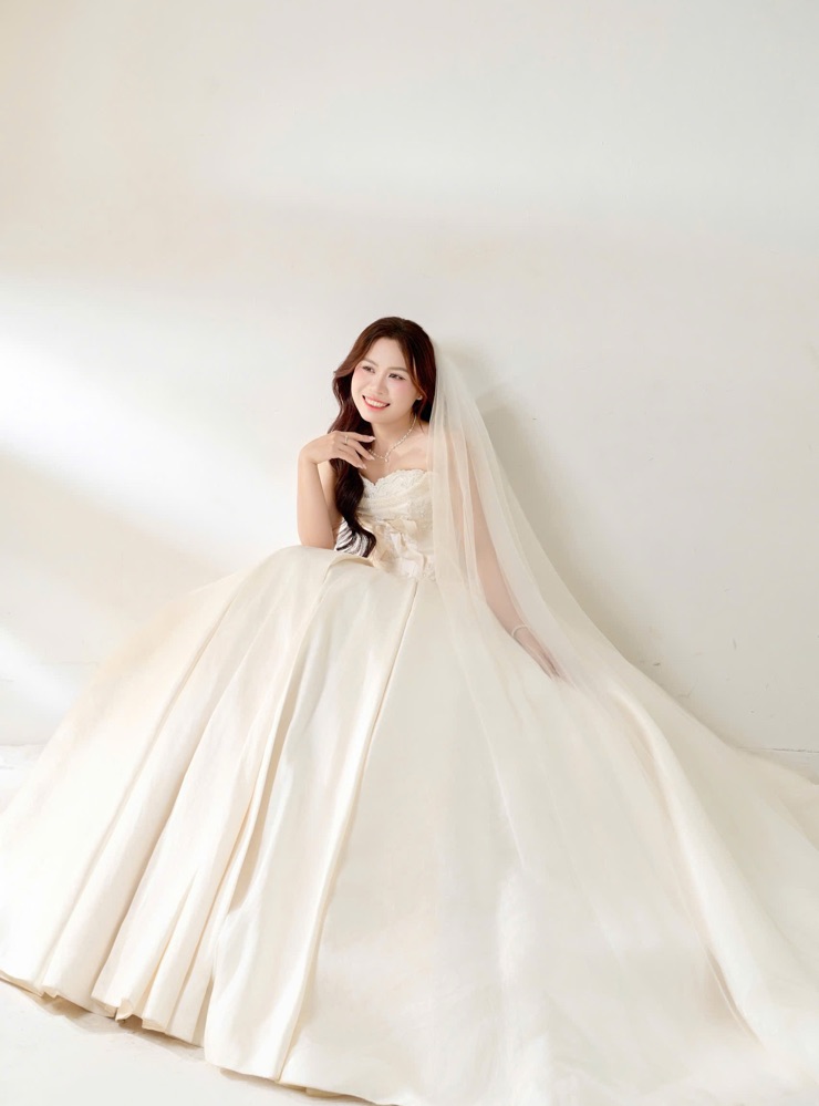 Bride
