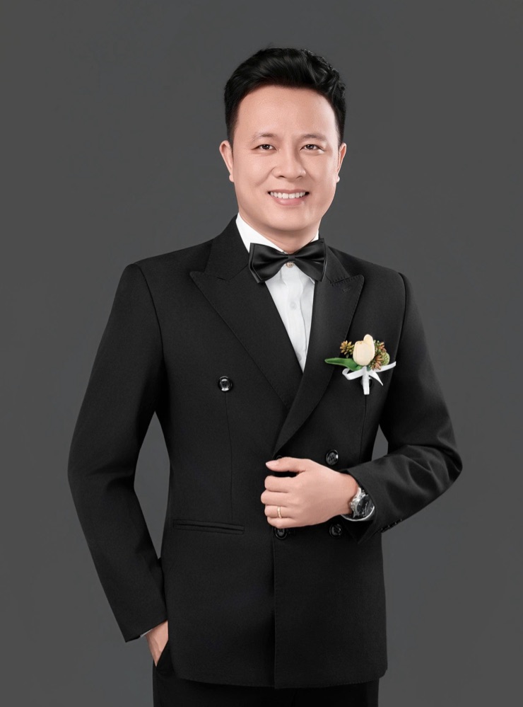 Groom