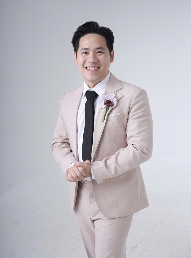 Groom