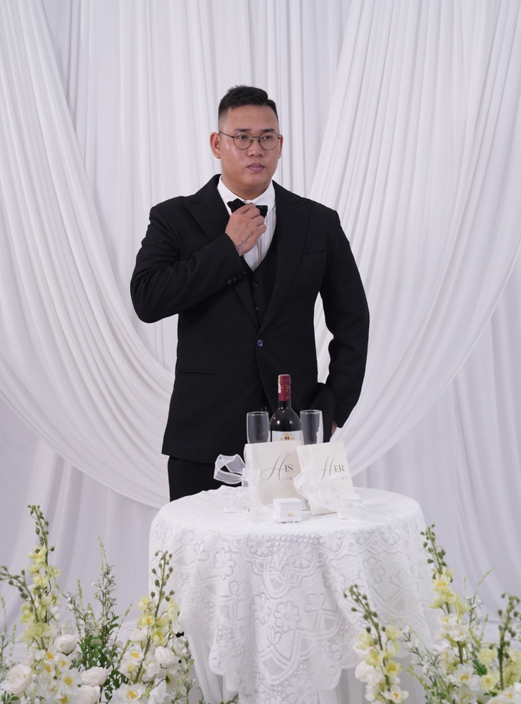Groom