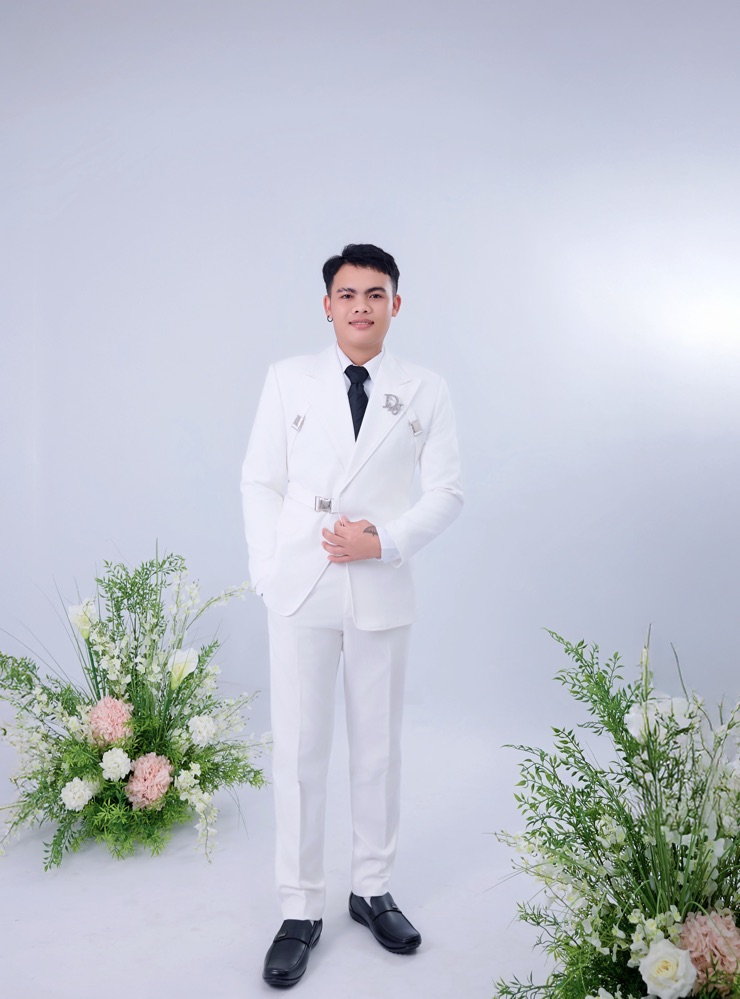 Groom