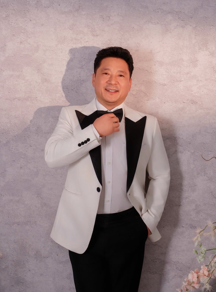 Groom