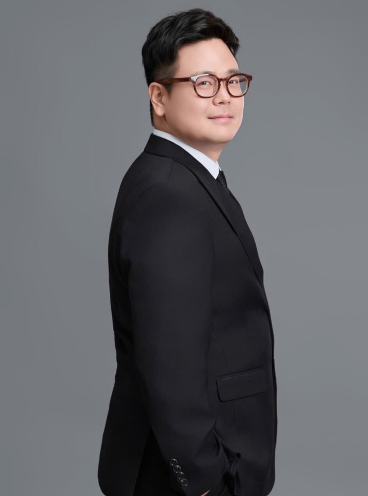 Groom