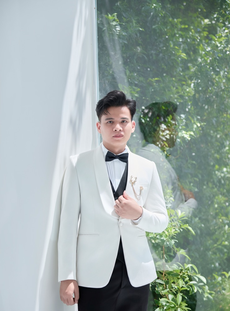 Groom