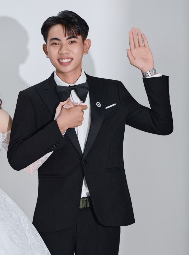Groom