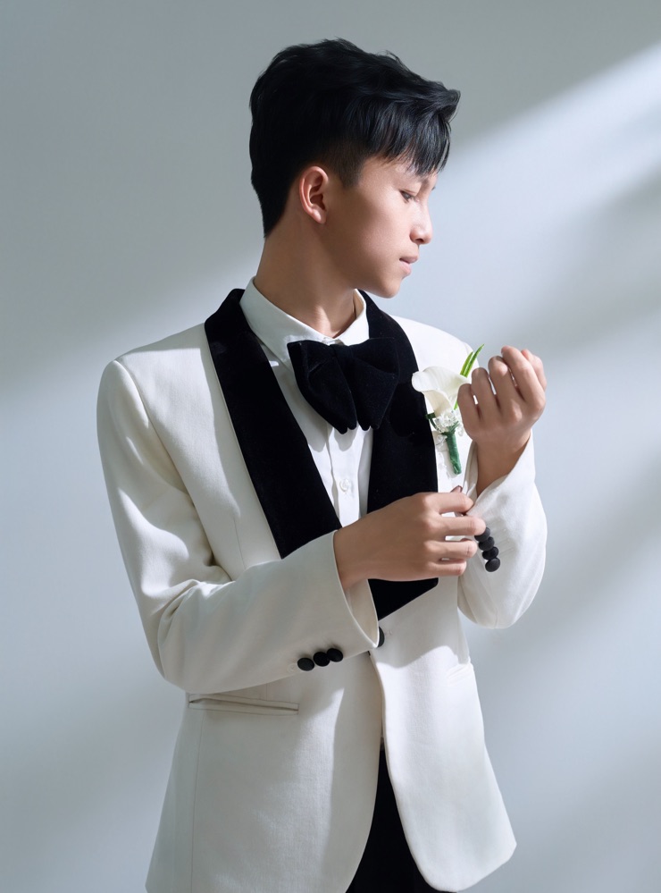 Groom