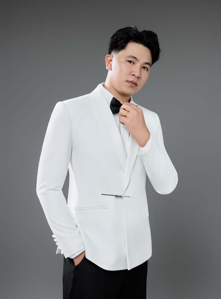 Groom