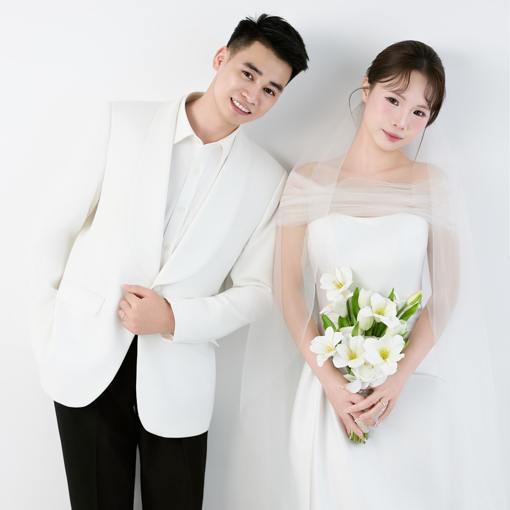 Huyền Nhung & Quang Hà