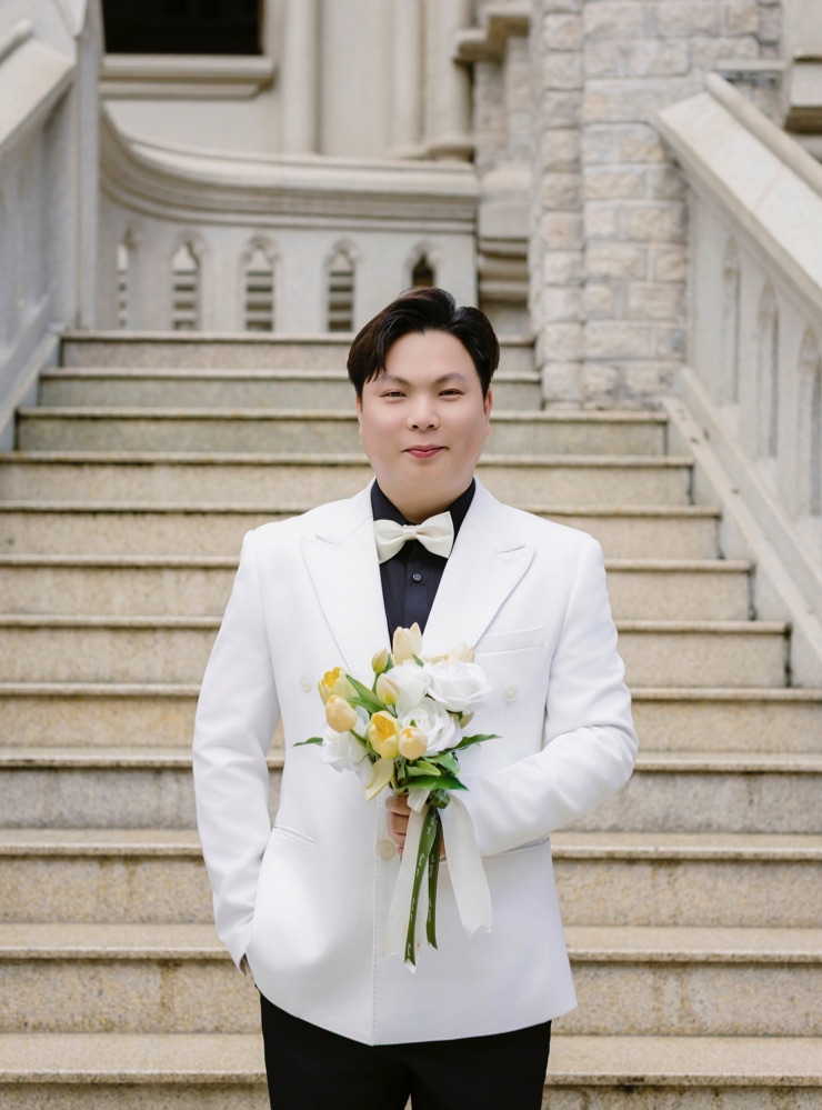 Groom