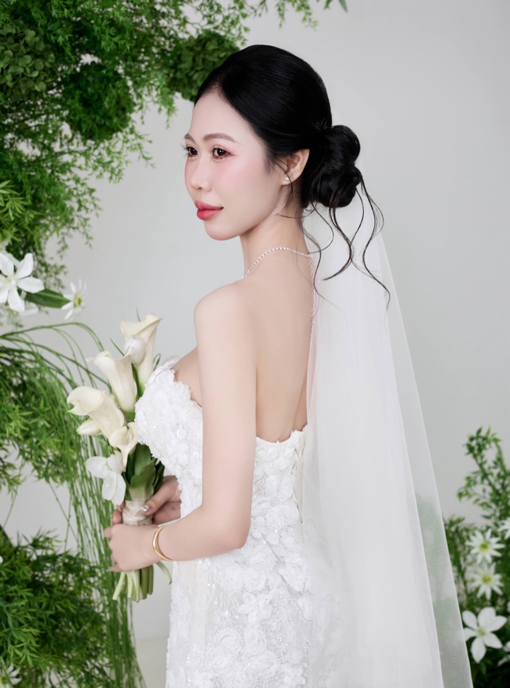 Bride