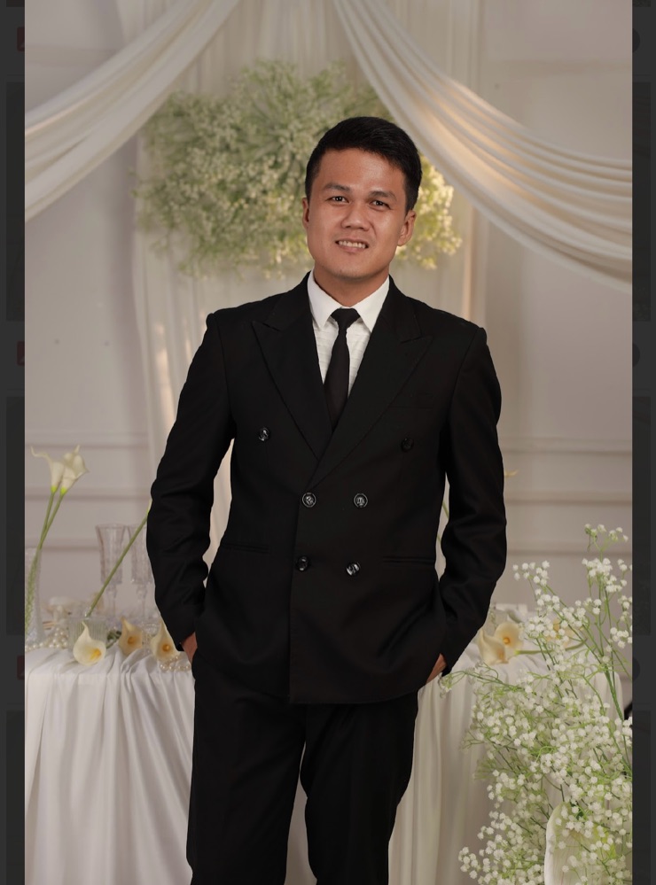Groom