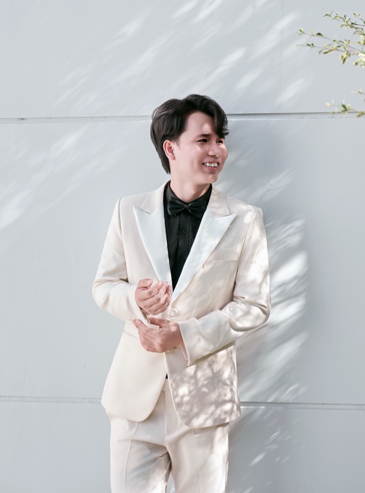 Groom
