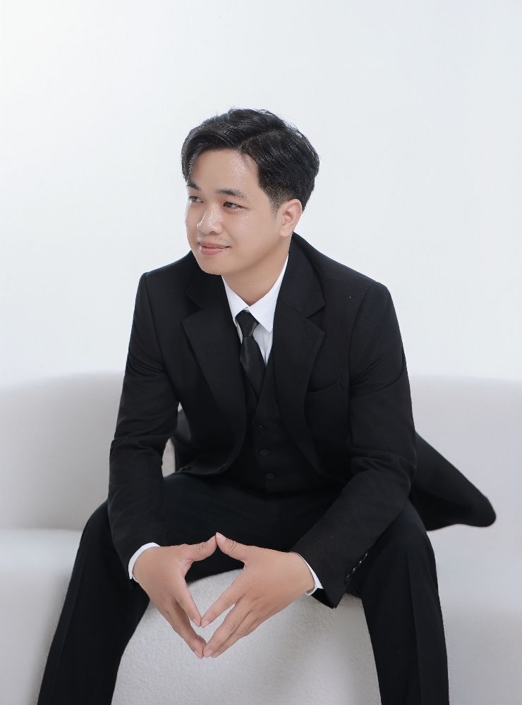 Groom