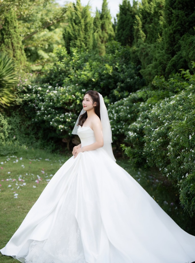 Bride