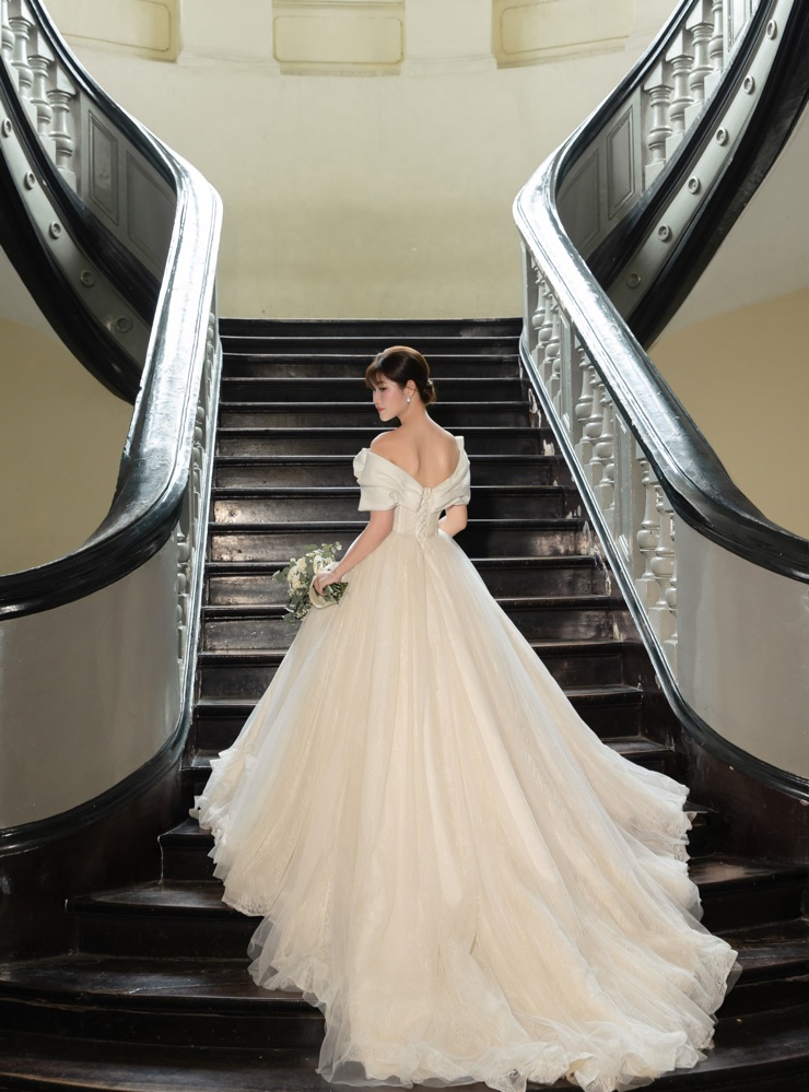 Bride