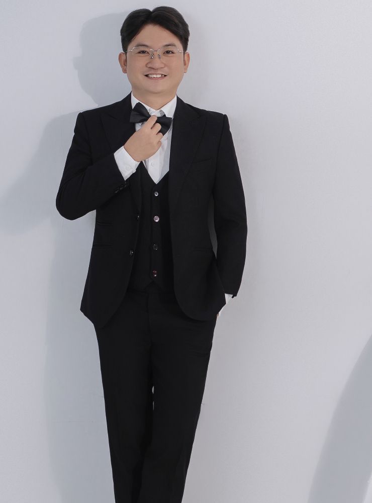 Groom