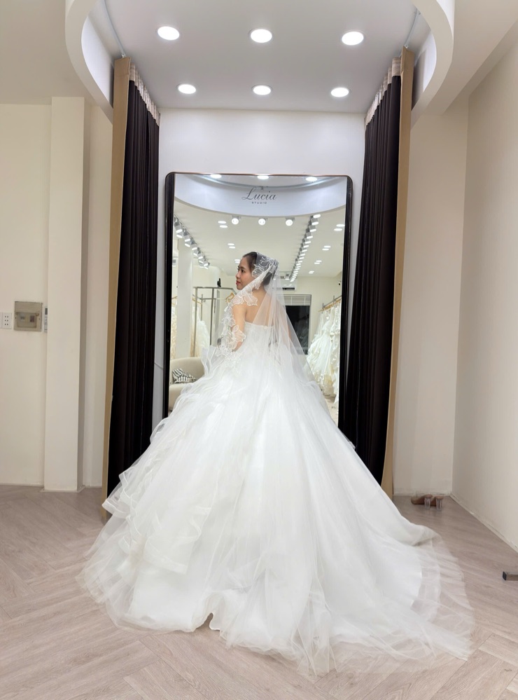 Bride