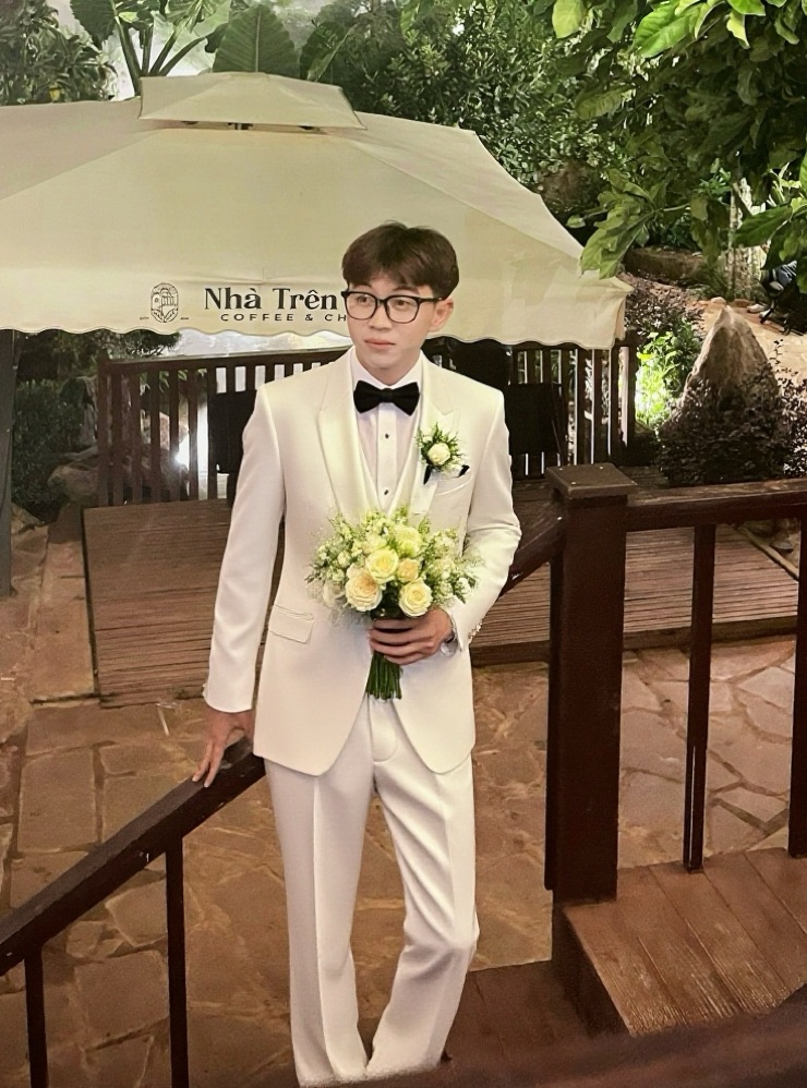 Groom