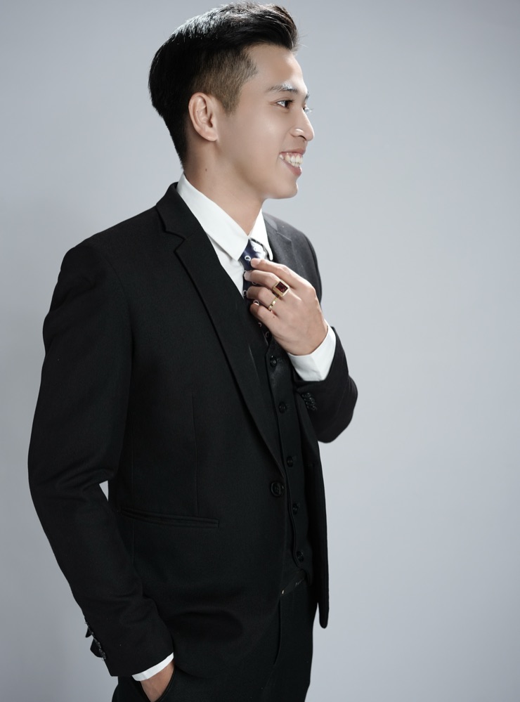 Groom