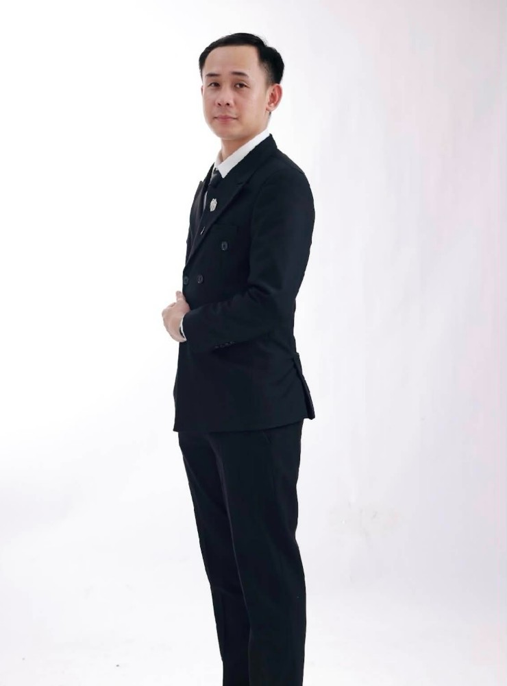 Groom