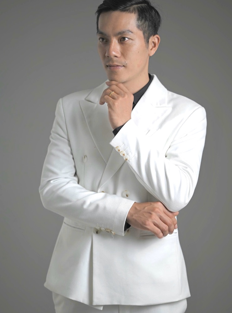 Groom