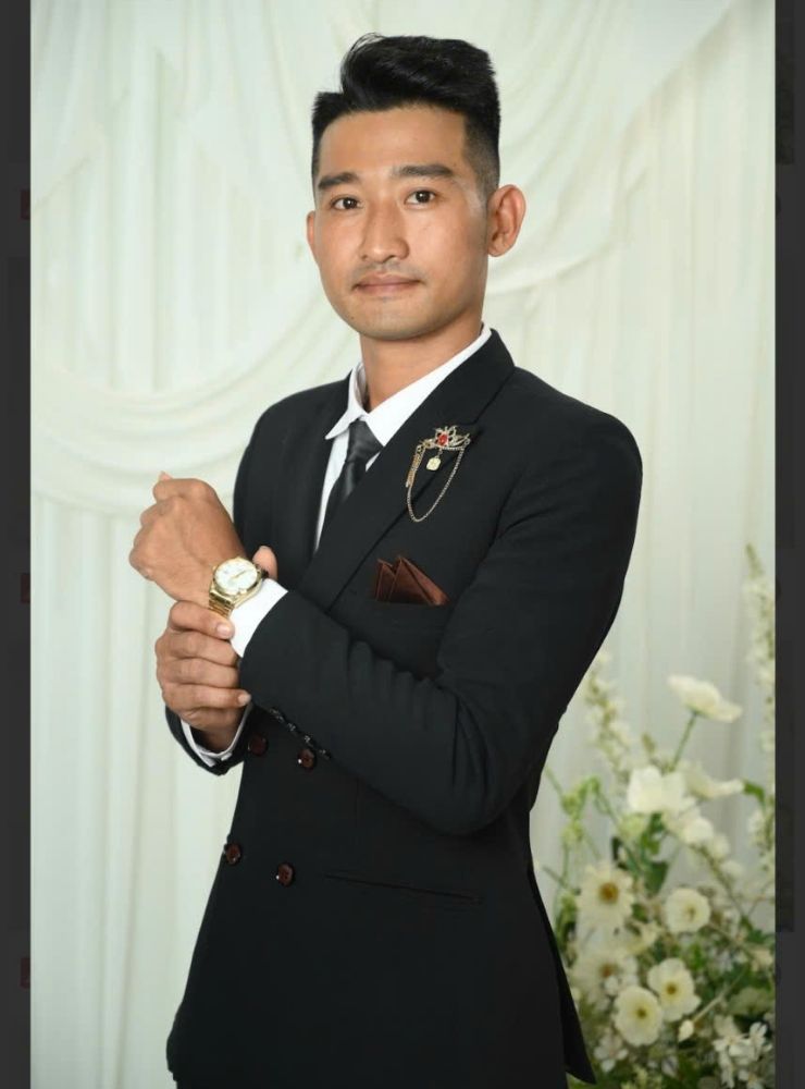 Groom
