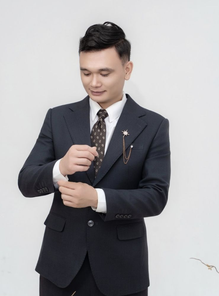 Groom