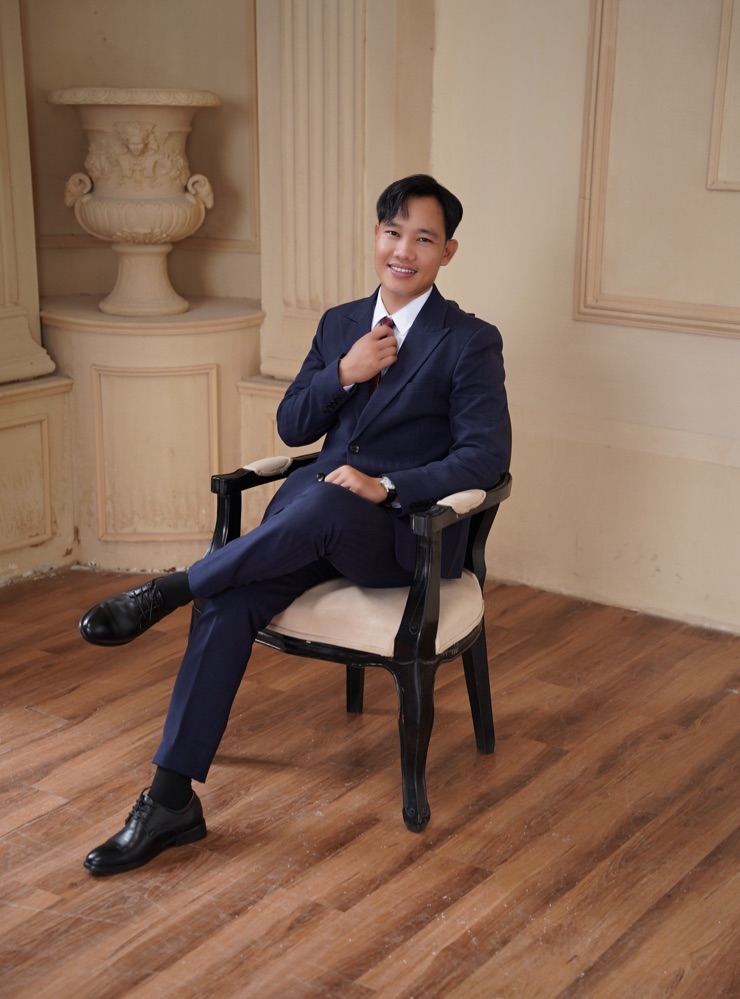 Groom