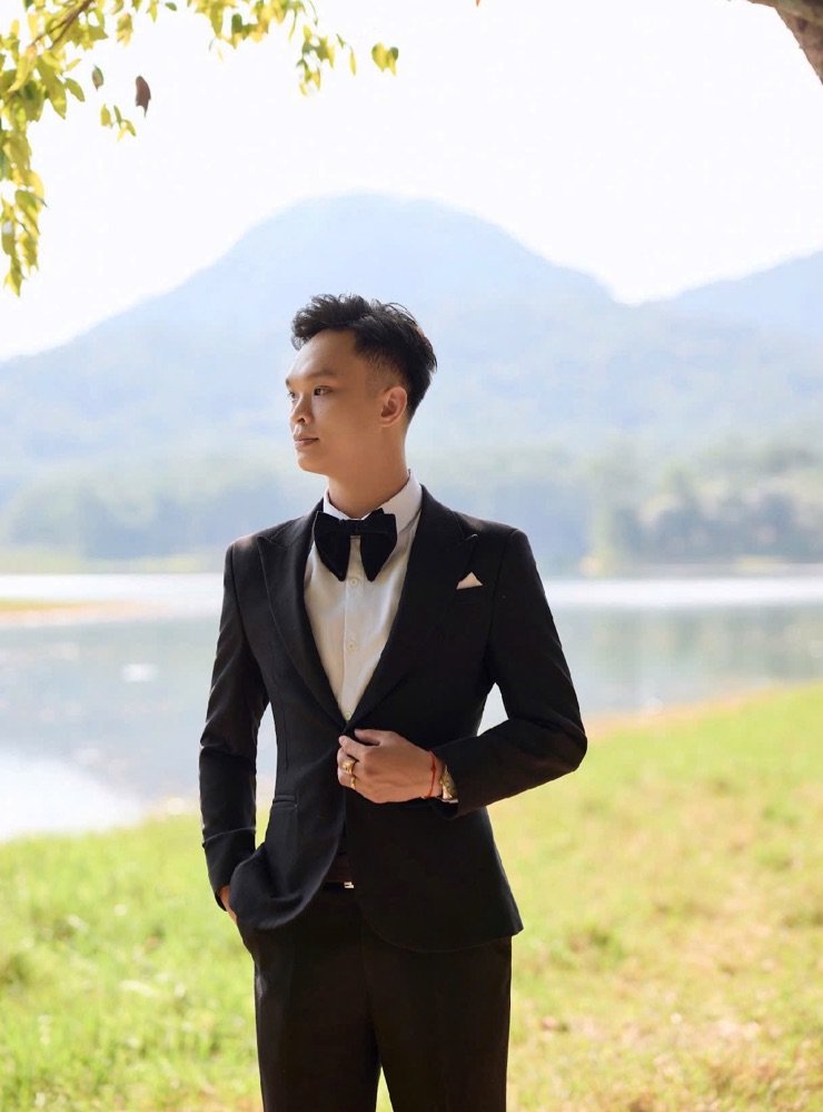Groom