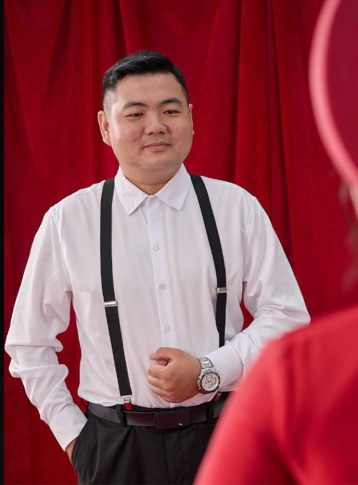 Groom