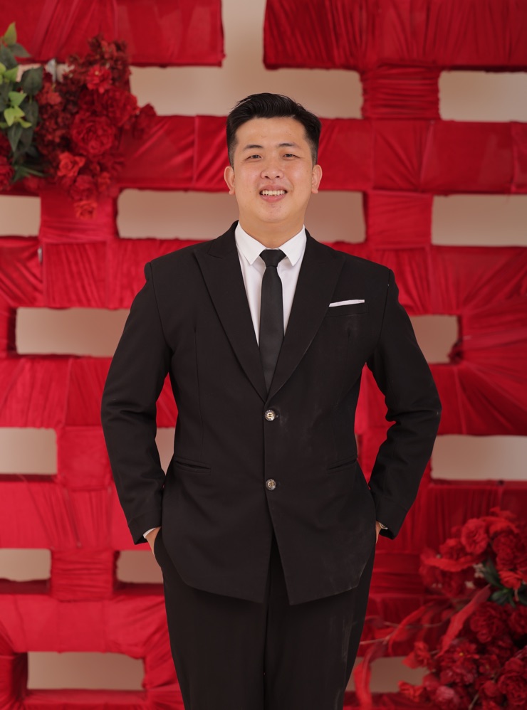 Groom