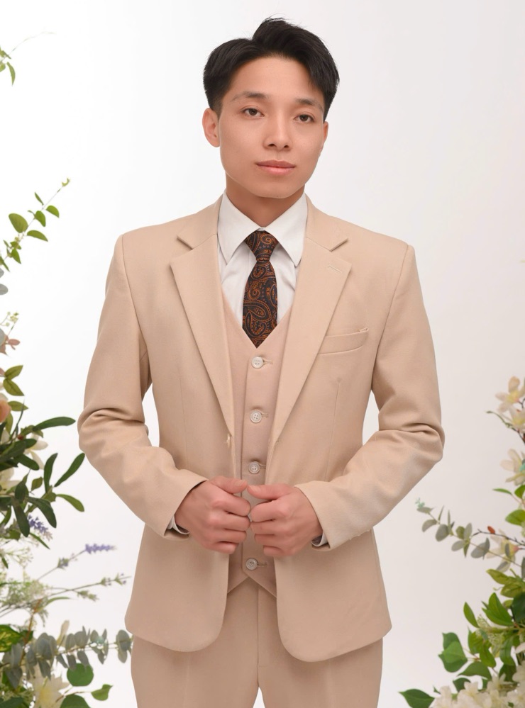 Groom