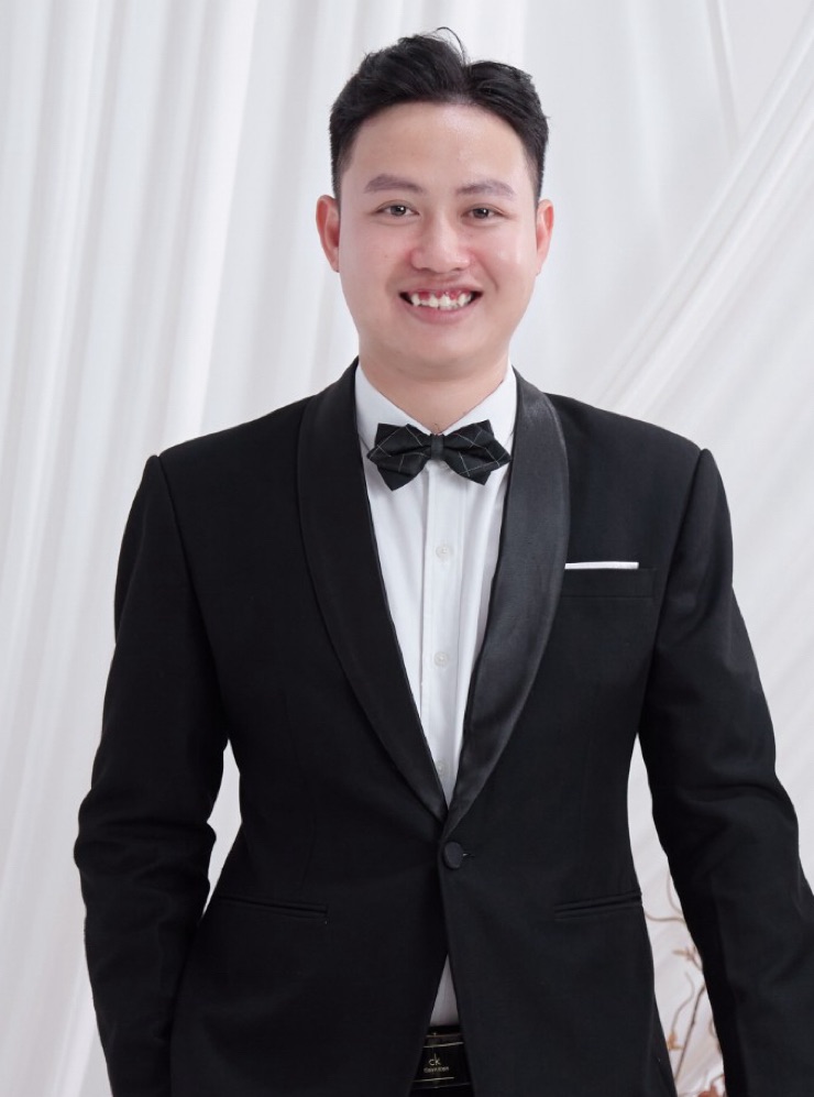 Groom