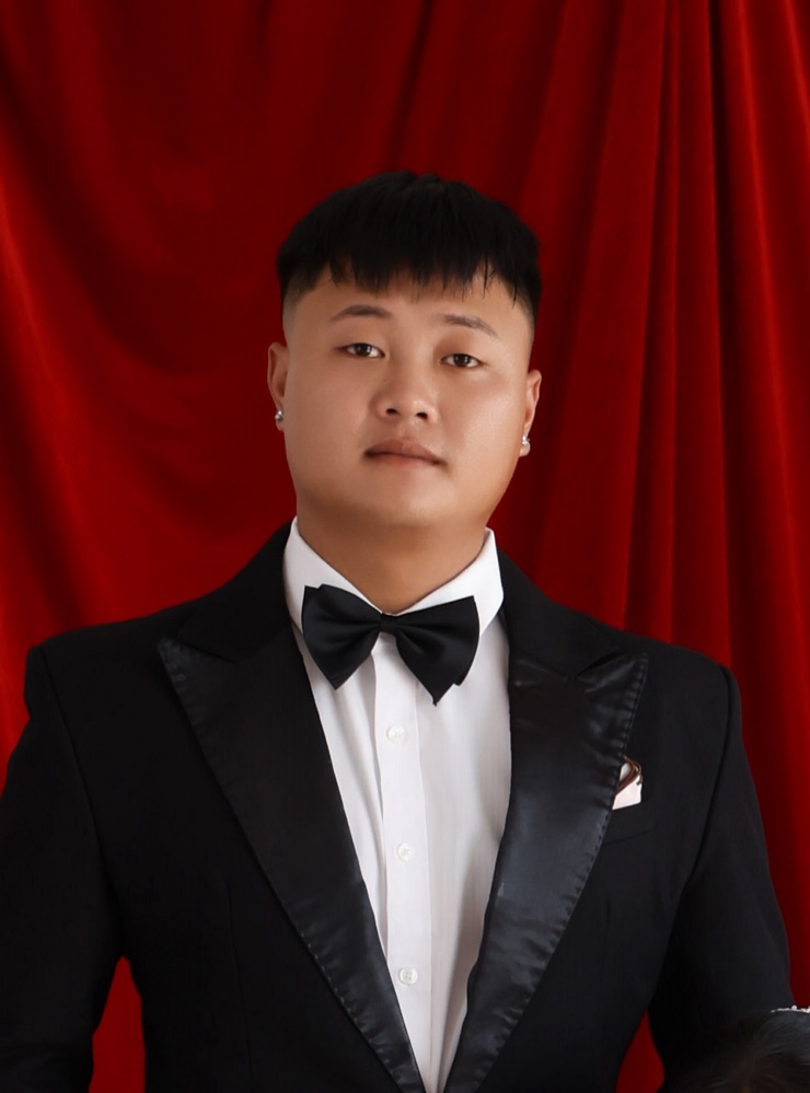 Groom