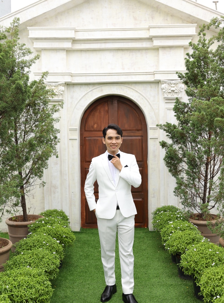 Groom