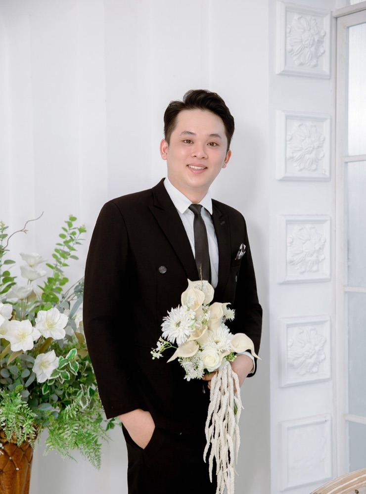 Groom
