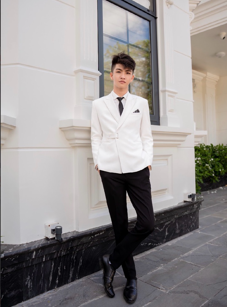 Groom
