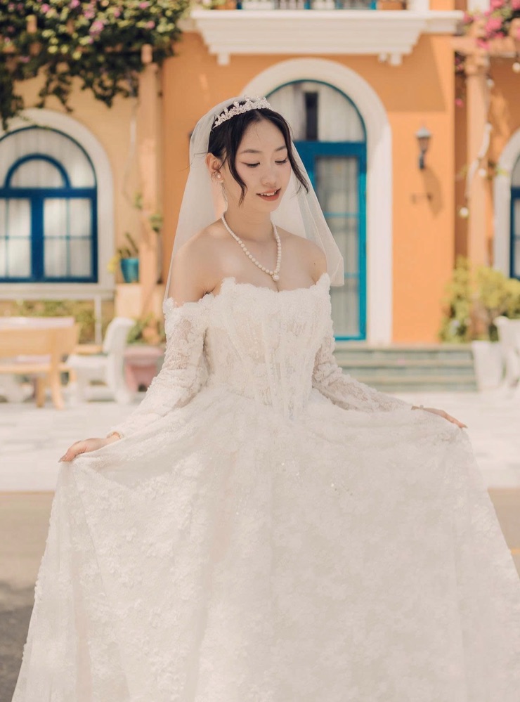 Bride