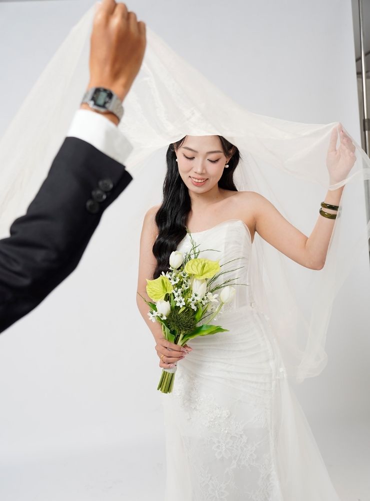 Bride