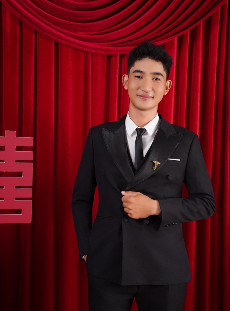 Groom