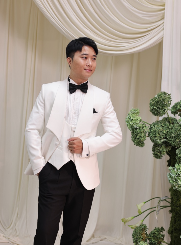 Groom