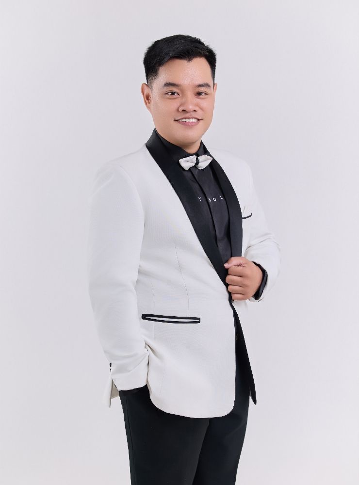 Groom