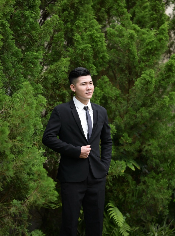 Groom